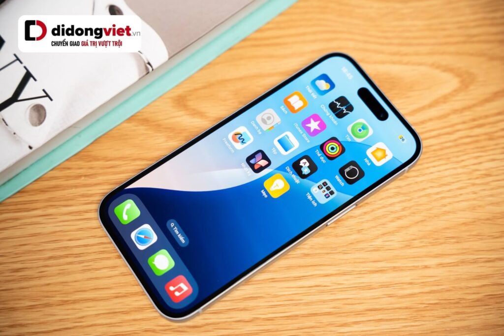 iPhone 15 đạt hiệu năng đơn nhân vượt trội và tối ưu hệ sinh thái Apple, mang lại độ ổn định và đồng bộ lâu dài.