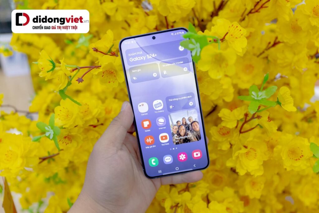 Galaxy S24 Plus nổi bật với màn hình QHD+ sắc nét hàng đầu phân khúc.
