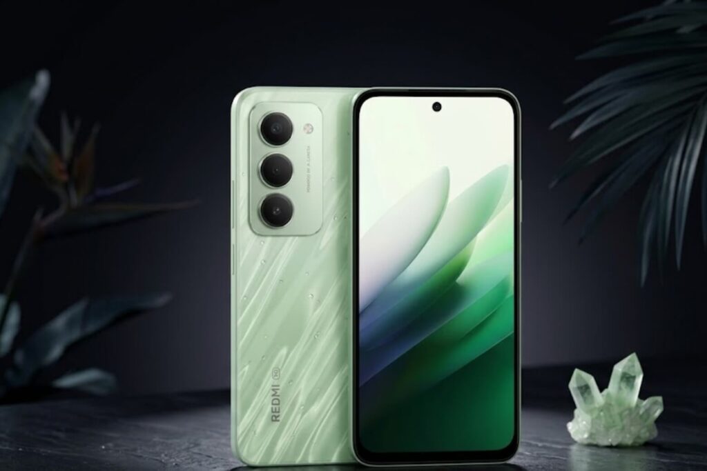 So sánh Xiaomi Redmi 15 5G và Samsung Galaxy A17 5G theo nhu cầu sử dụng 11 Redmi 15 5G sở hữu màn hình 6.9 inch lớn cho trải nghiệm giải trí rộng rãi nhưng đánh đổi bằng kích thước và trọng lượng
