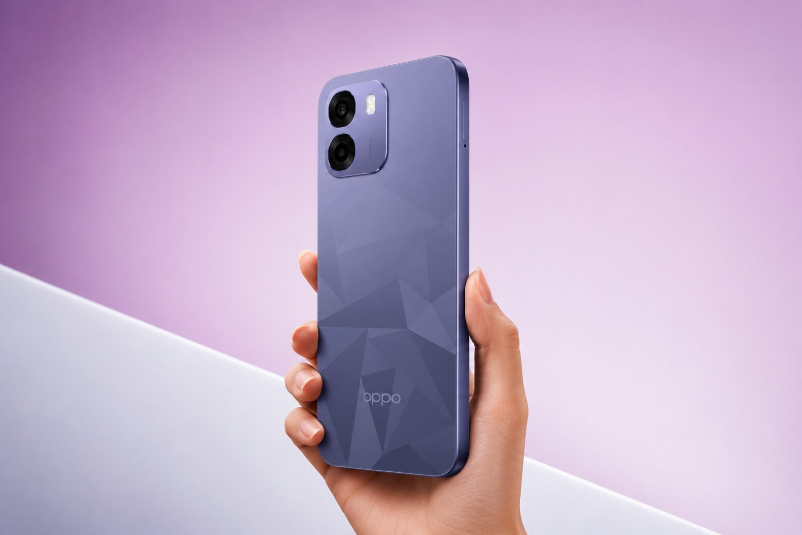 Trên tay OPPO A6t Pro thiết kế đầm tay