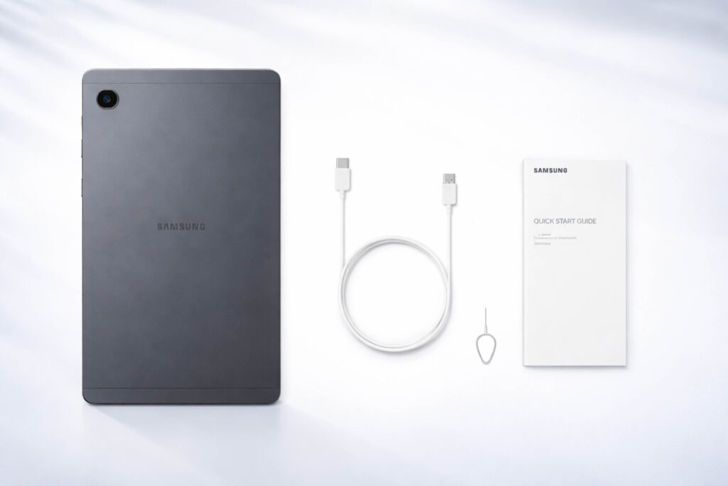 Trên tay Samsung Tab A11 LTE với thiết kế mang tính ứng dụng và hiệu năng ổn định 12 Phụ kiện đi kèm tối giản, tập trung vào trải nghiệm sử dụng và bảo vệ môi trường.