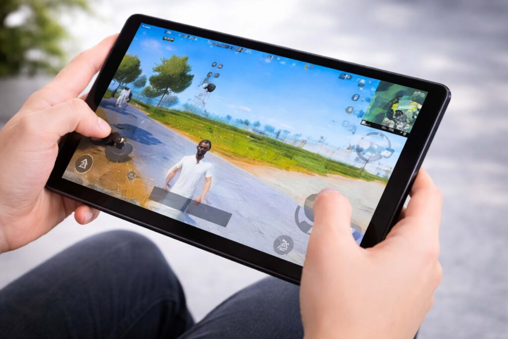 Trên tay Samsung Tab A11 LTE với thiết kế mang tính ứng dụng và hiệu năng ổn định 16 Hiệu năng ổn định với bộ nhớ UFS 2.2, đáp ứng tốt nhu cầu học tập, giải trí và chơi game cơ bản.