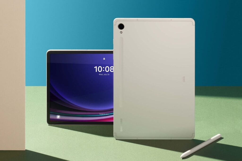So sánh chi tiết iPad A16 và Samsung Galaxy Tab S9 về mức giá và hiệu năng 20 Samsung Galaxy Tab S9 mang lại giá trị vượt trội khi bao gồm sẵn bút S-Pen cao cấp trong hộp