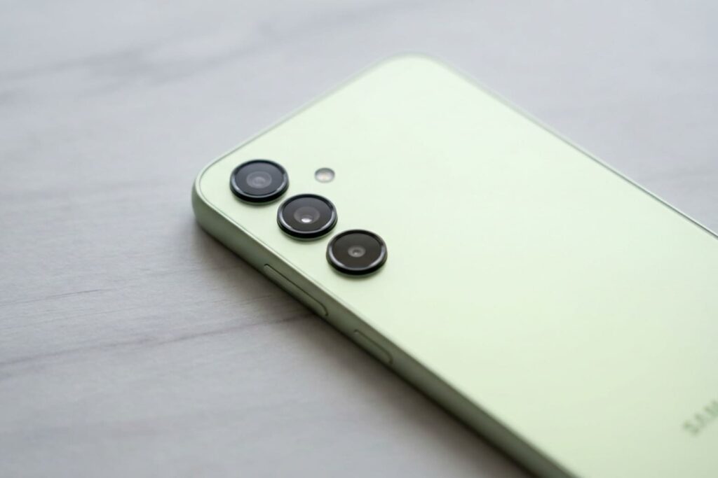 So sánh Xiaomi Redmi A7 và Samsung Galaxy A16: Đâu là lựa chọn tối ưu dưới 5 triệu? 12 So sánh Xiaomi Redmi A7 và Samsung Galaxy A16