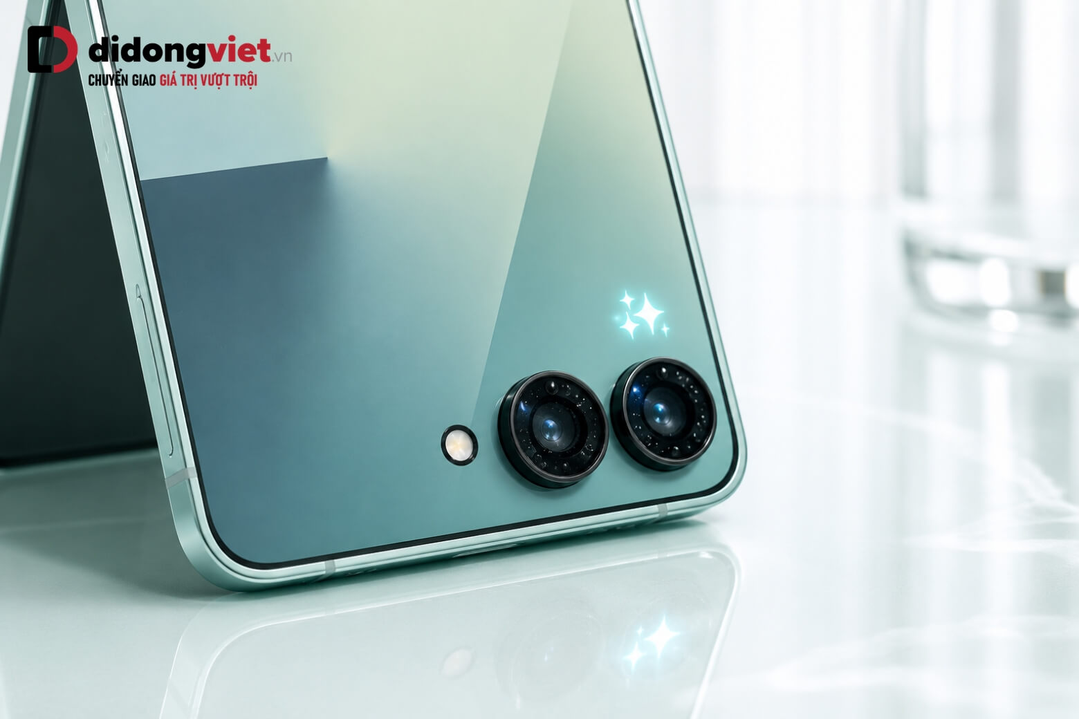 Rò rỉ cấu hình Samsung Galaxy Z Flip8: Mỏng 6.1mm, FlexWindow 4.1 inch và camera 50MP 8 Cấu hình Samsung Galaxy Z Flip8 camera chính 50MP AI