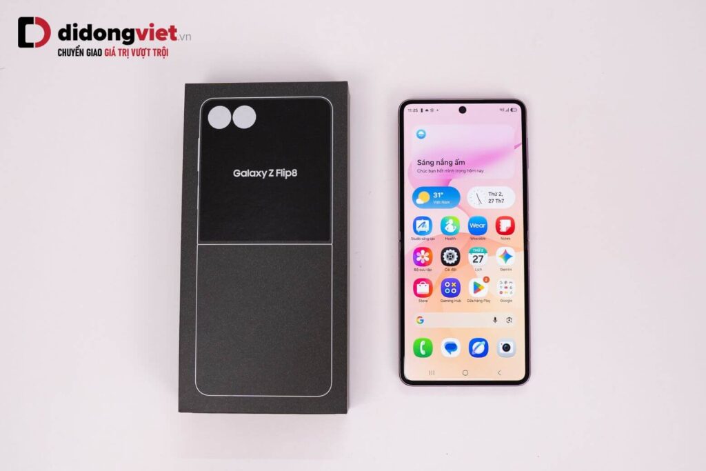Cấu hình và trải nghiệm thực tế trên Samsung Galaxy Z Flip8 6 Cấu hình Samsung Galaxy Z Flip8 mạnh mẽ với Galaxy AI tiên tiến