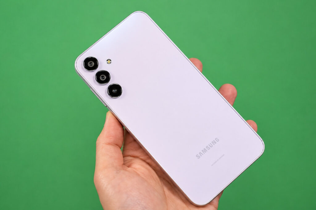 Có nên mua Samsung Galaxy A16 5G? Đánh giá thực tế từ trải nghiệm sử dụng 9 Có nên mua Samsung Galaxy A16 5G