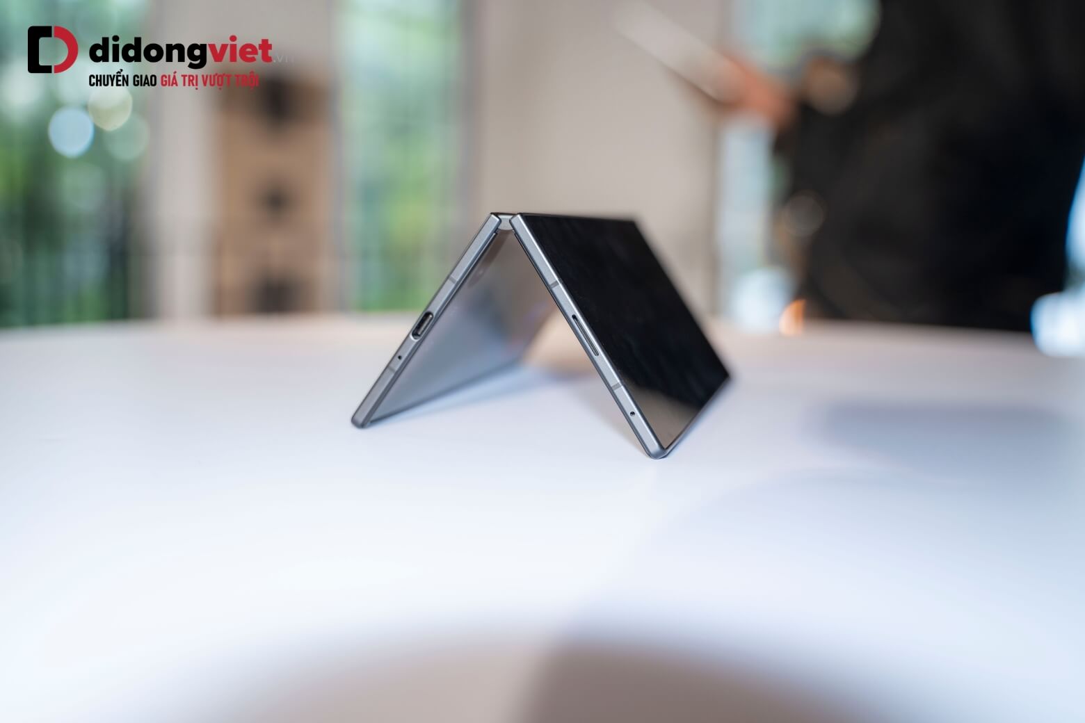 Có nên mua Samsung Galaxy Z Fold8 Ultra? Ai phù hợp để xuống tiền? 7 Có nên mua Samsung Galaxy Z Fold8 Ultra bản lề Armor FlexHinge