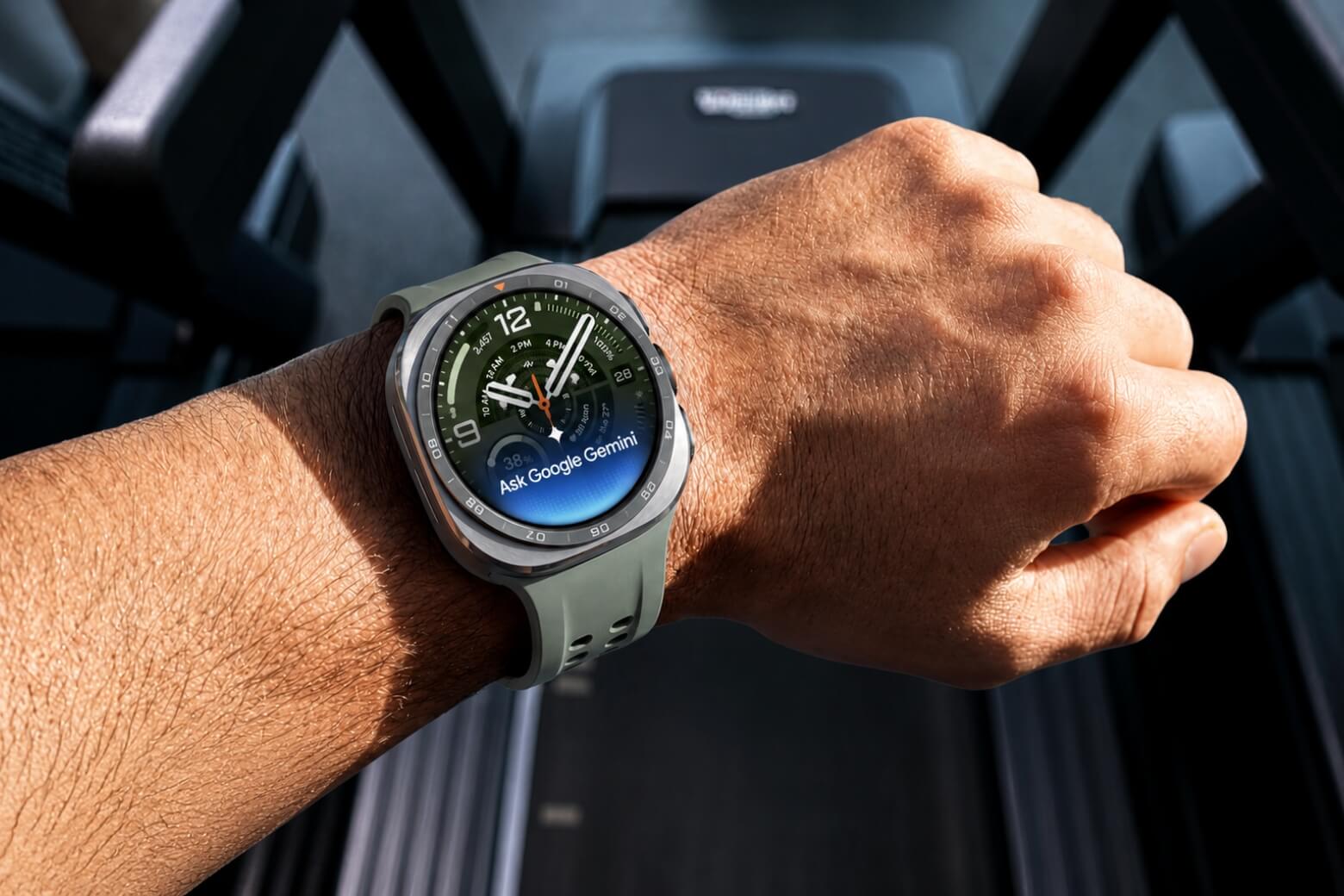 Đánh giá hiệu năng Samsung Galaxy Watch Ultra2 qua trải nghiệm thực tế 10 Đánh giá hiệu năng Samsung Galaxy Watch Ultra2 kết nối LTE