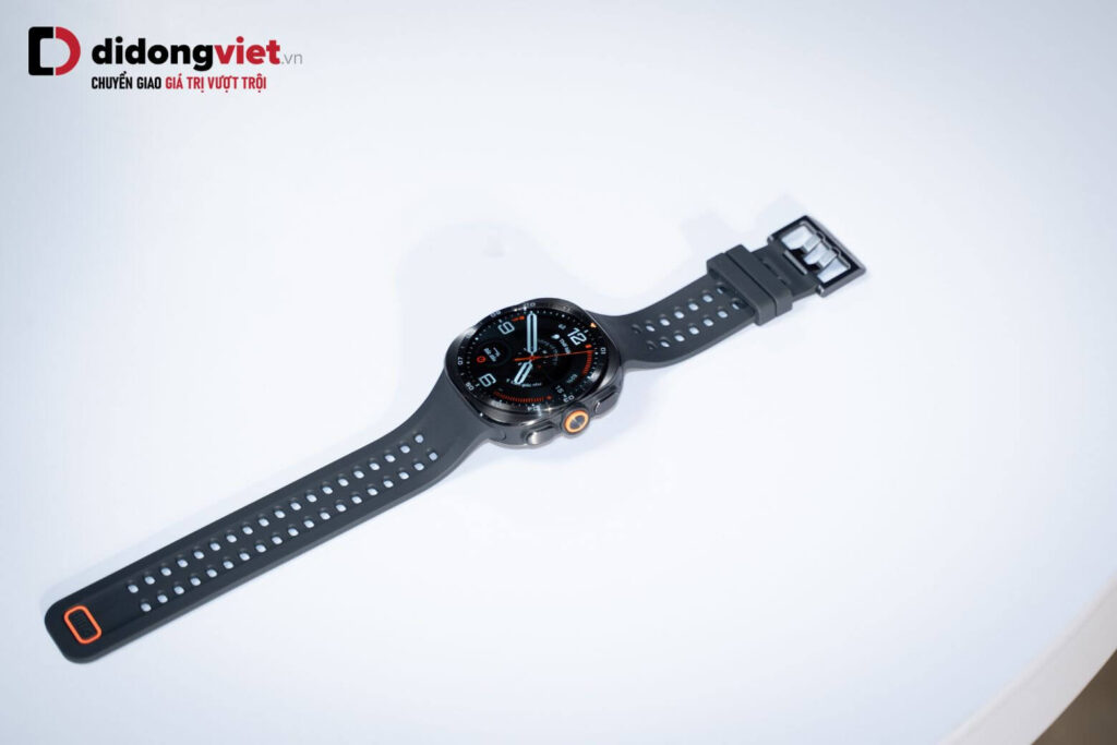 Đánh giá thực tế Samsung Galaxy Watch Ultra2 và bài toán lên đời 10 Samsung Galaxy Watch Ultra2 trang bị pin 800mAh bền bỉ, đáp ứng tốt GPS, LTE