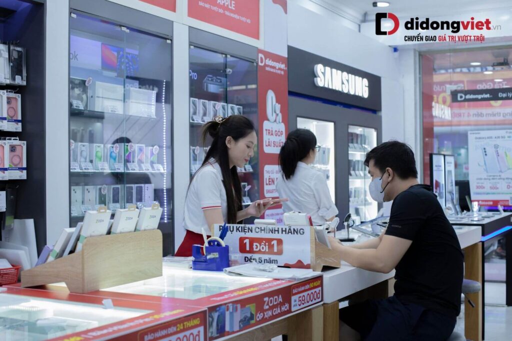 Đánh giá Samsung Z Flip8: Trải nghiệm thực tế và bài toán lên đời an toàn 8 Đặt mua Galaxy Z Flip8 chính hãng tại Di Động Việt - trả góp 0%, thu cũ trợ giá.