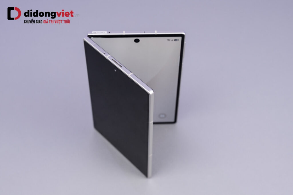 Đánh giá thiết kế Samsung Z Fold8: Mỏng nhẹ kỷ lục và những đánh đổi công thái học 7 Đánh giá thiết kế Samsung Z Fold8