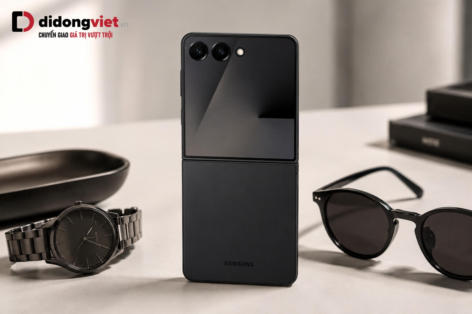 Tin đồn: Samsung Galaxy Z Flip8 có mấy màu? Gợi ý chọn màu sắc hợp phong cách 7 Samsung Galaxy Z Flip8 có mấy màu Đen Graphite