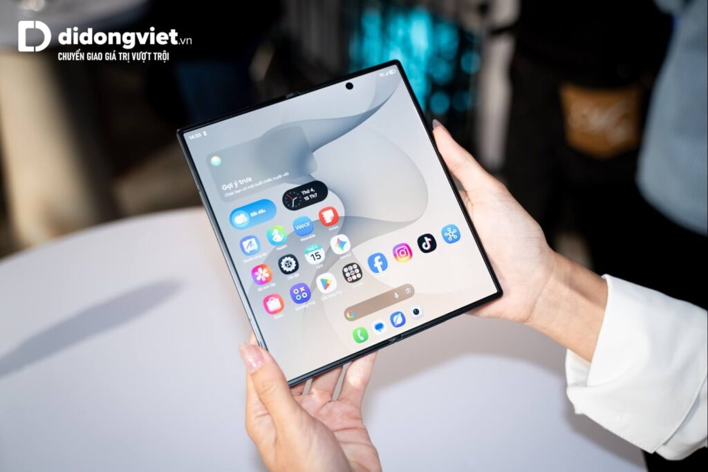 Samsung Z Fold8 Ultra có S Pen không? Trải nghiệm thực tế và tư vấn lựa chọn 6 Samsung Z Fold8 Ultra có S Pen không