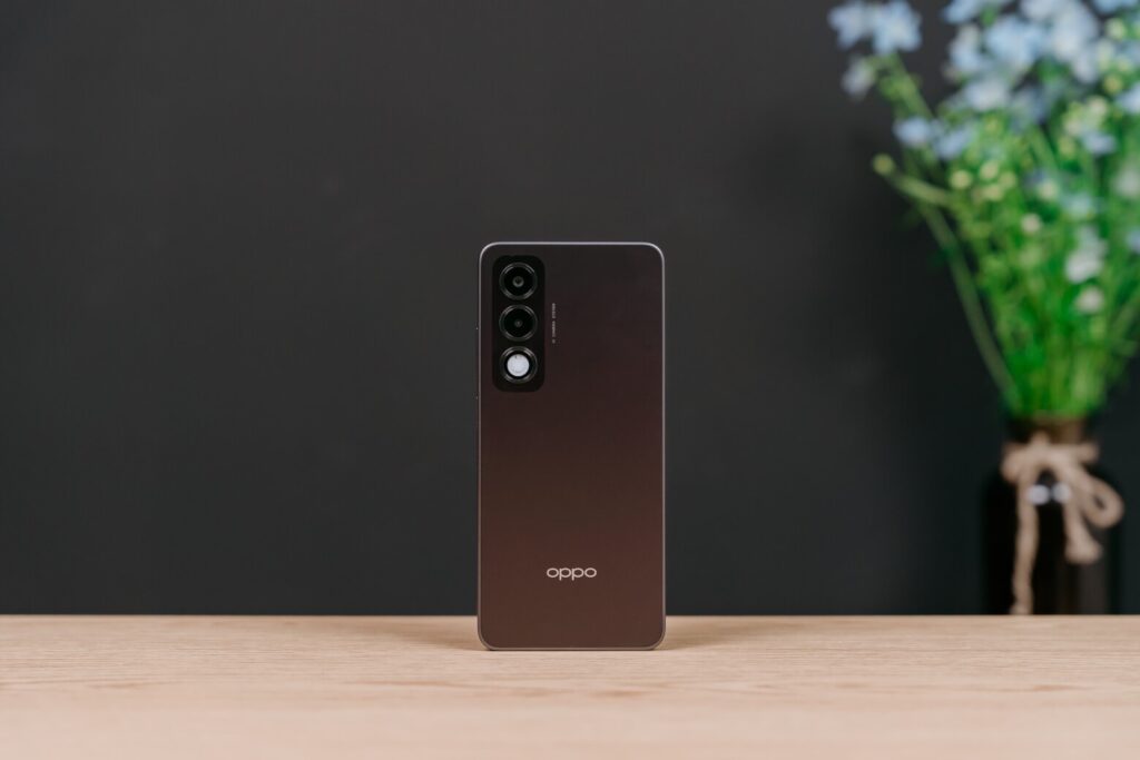 So sánh OPPO A5i Pro và OPPO A3 Pro: Nên chọn pin trâu hay hiệu năng 5G? 11 So sánh OPPO A5i Pro và OPPO A3 Pro