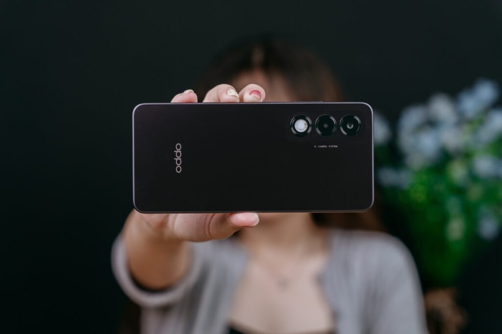 So sánh OPPO A5i Pro và vivo V25e: Chọn độ bền hay thiết kế thời trang? 10 So sánh OPPO A5i Pro và vivo V25e