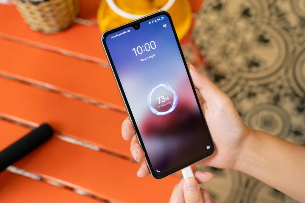 So sánh OPPO A5i Pro và vivo V25e: Chọn độ bền hay thiết kế thời trang? 11 So sánh OPPO A5i Pro và vivo V25e