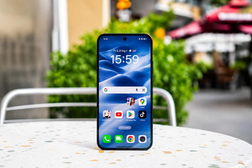 So sánh OPPO Reno16 F và OPPO Reno16 để tối ưu mức chênh lệch 3 triệu đồng 14 OPPO Reno16 F mang đến màn hình AMOLED 6.57 inch rộng rãi, sáng 1400 nits và tần số quét 120Hz