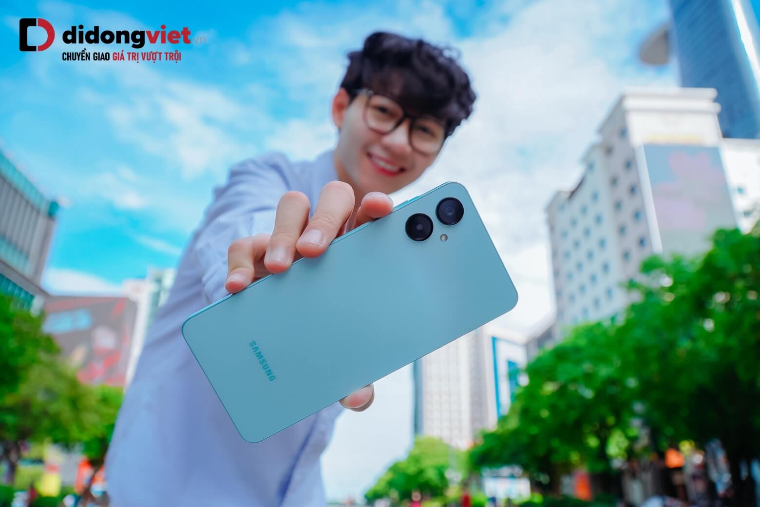 So sánh Redmi 15C và Samsung Galaxy A06 5G: Máy nào đáng mua? 14 So sánh Redmi 15C và Samsung Galaxy A06 5G chọn Samsung Galaxy A06 5G