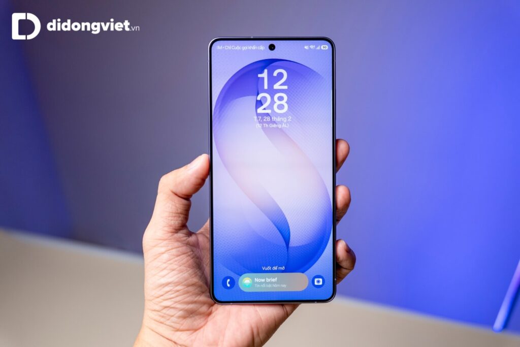 So sánh Samsung Galaxy S26 Ultra và Galaxy Z Fold7: Chọn camera đỉnh cao hay siêu đa nhiệm? 10 Galaxy S26 Ultra nổi bật với S Pen, chuẩn IP68 và khung Armor Aluminum 2 bền bỉ.