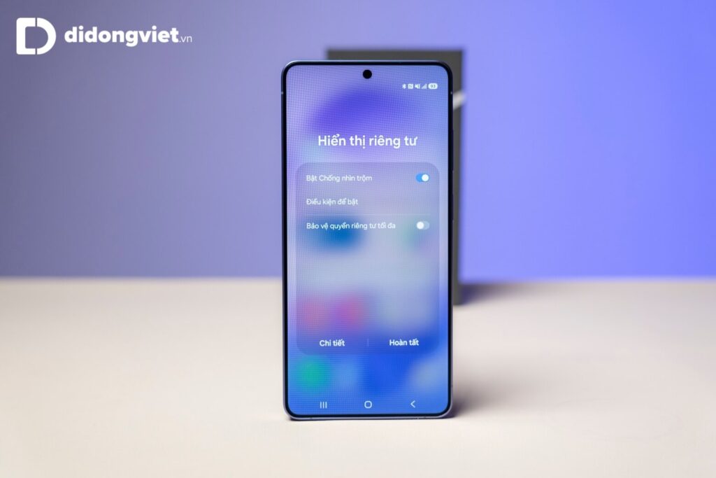 So sánh Samsung Galaxy S26 Ultra và Galaxy Z Fold7: Chọn camera đỉnh cao hay siêu đa nhiệm? 12 Galaxy S26 Ultra phù hợp người làm việc di động nhờ màn hình 6,9 inch QHD+ và công nghệ Privacy Display bảo mật nội dung.
