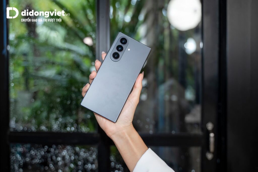 So sánh Samsung Galaxy Z Fold8 Ultra và OPPO Find N6: Chọn đa nhiệm công việc hay camera chân dung? 8 So sánh Samsung Z Fold8 Ultra và OPPO Find N6