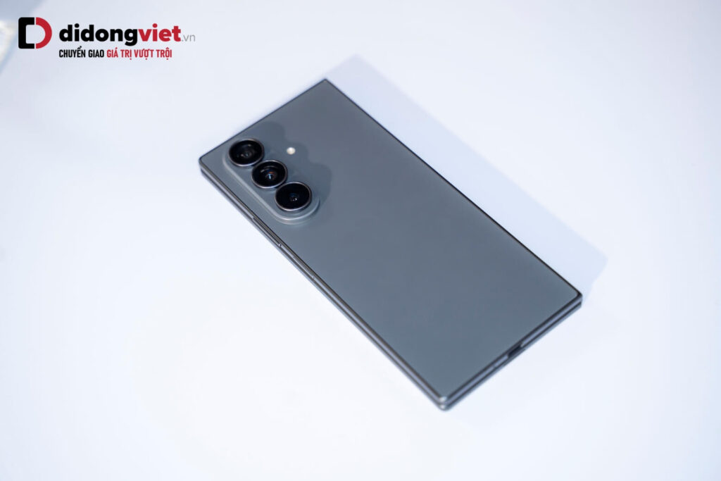 So sánh Samsung Galaxy Z Fold8 Ultra và OPPO Find N6: Chọn đa nhiệm công việc hay camera chân dung? 11 So sánh Samsung Z Fold8 Ultra và OPPO Find N6
