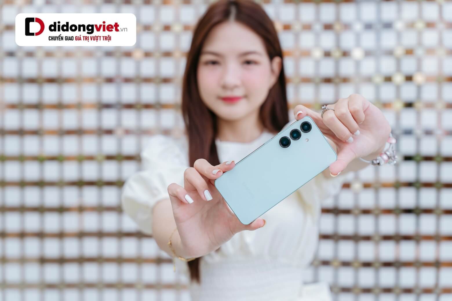 Ưu đãi trả góp 0% Samsung Galaxy bằng thẻ tín dụng tại Di Động Việt Tháng 7.2026 6 so sanh samsung s25 plus va samsung s24 plus trai nghiem ai ngay cang nhanh didongviet