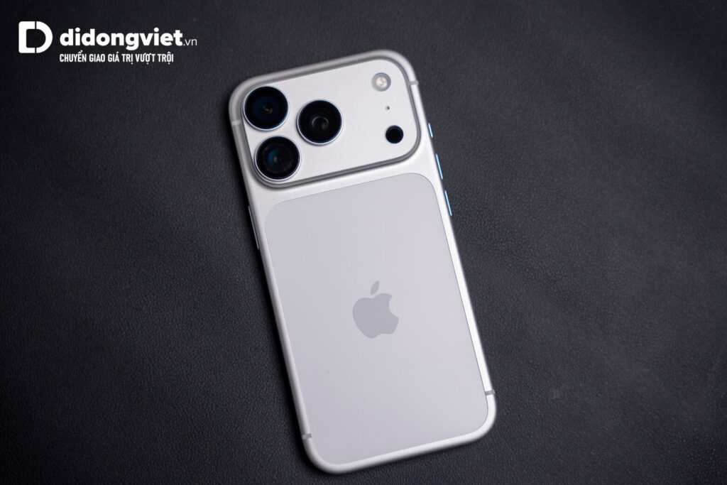 So sánh Samsung Z Flip8 và iPhone 17 Pro: Chọn linh hoạt gập mở hay hiệu năng nguyên khối? 9 So sánh Samsung Z Flip8 và iPhone 17 Pro