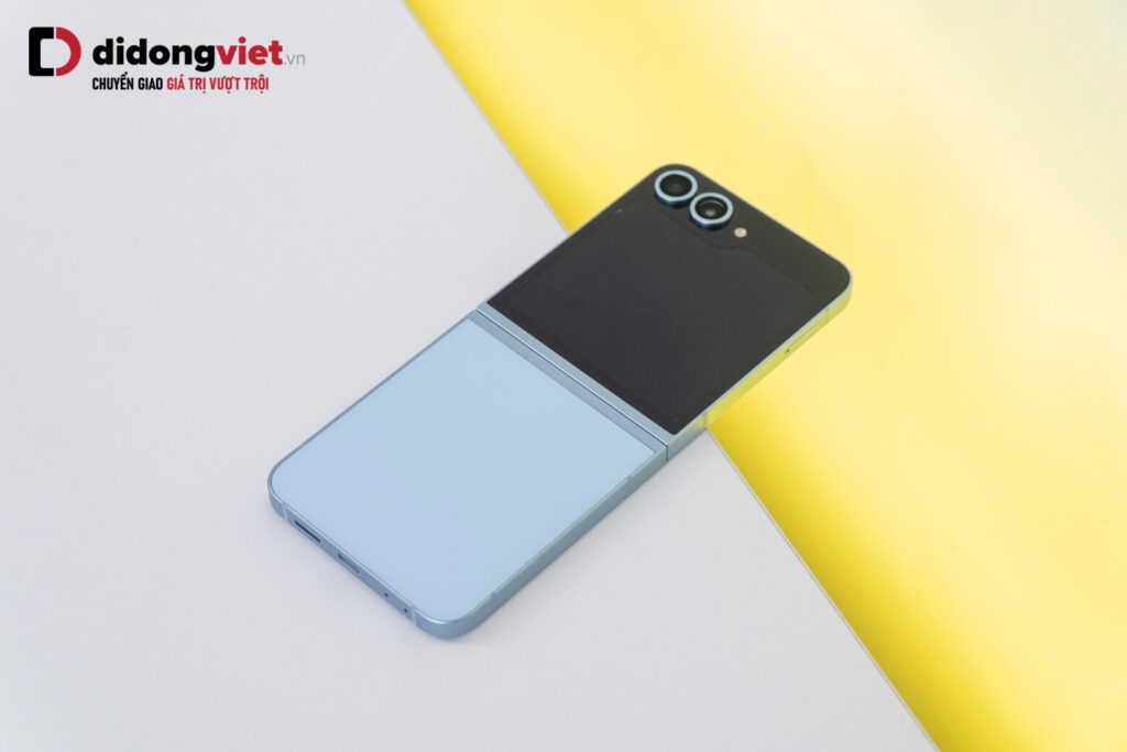 So sánh Samsung Z Flip8 và Z Flip6: Thời điểm hợp lý để lên đời sau 2 năm sử dụng 7 So sánh Samsung Z Flip8 và Z Flip6