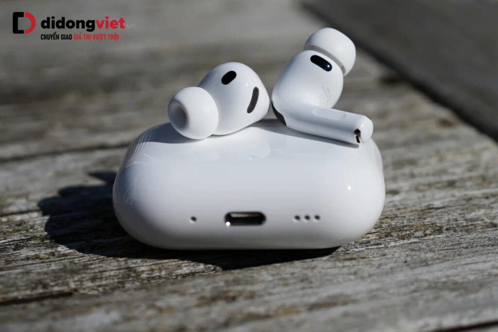 So sánh Sony WF-1000XM6 và AirPods Pro 3 để chọn tai nghe phù hợp 10 AirPods Pro 3 nổi bật với Spatial Audio và chất âm sống động cho giải trí.