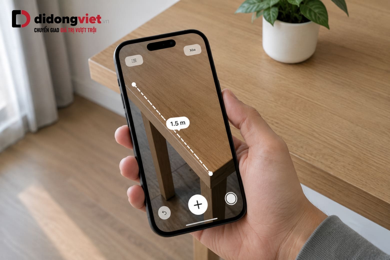 Hướng dẫn dùng thước đo trên iPhone và sự khác biệt giữa camera thường với cảm biến LiDAR 8 Thao tác đo chiều dài cạnh bàn bằng ứng dụng Đo trên iPhone
