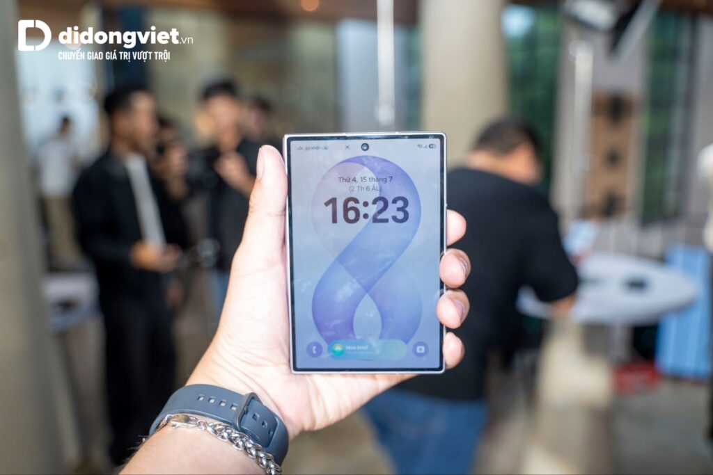 Cấu hình Samsung Z Fold8: Tỷ lệ màn hình mới và những đánh đổi thực tế 5 Cấu hình Samsung Z Fold8 Wide