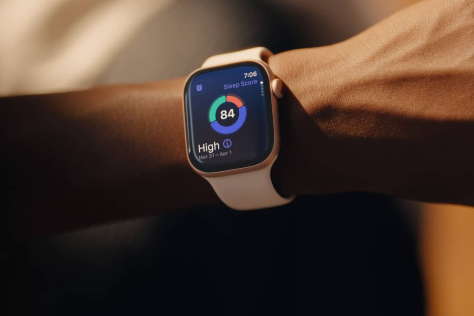 Có nên mua Apple Watch Series 11? Phân tích trước khi quyết định 15 Series 11 phù hợp với người dùng iPhone muốn theo dõi sức khỏe và vận động thường xuyên