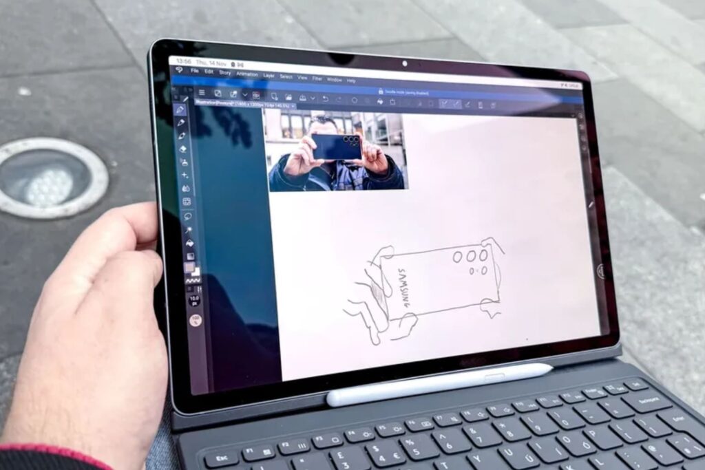 Đánh giá hiệu năng Samsung Tab S10 Plus thực tế: Có thể thay thế laptop? 10 Đánh giá hiệu năng Samsung Tab S10 Plus thực tế - S Pen nhạy và mượt