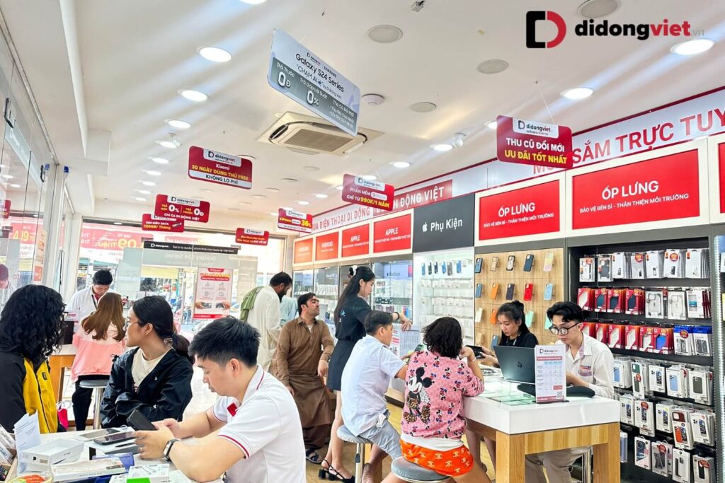 Đánh giá REDMI Note 17 5G: Pin khủng 8000mAh, màn hình khủng 7.0 inch 10 Bản VN/A tại Di Động Việt mang lại trải nghiệm ổn định và an tâm hơn máy xách tay.