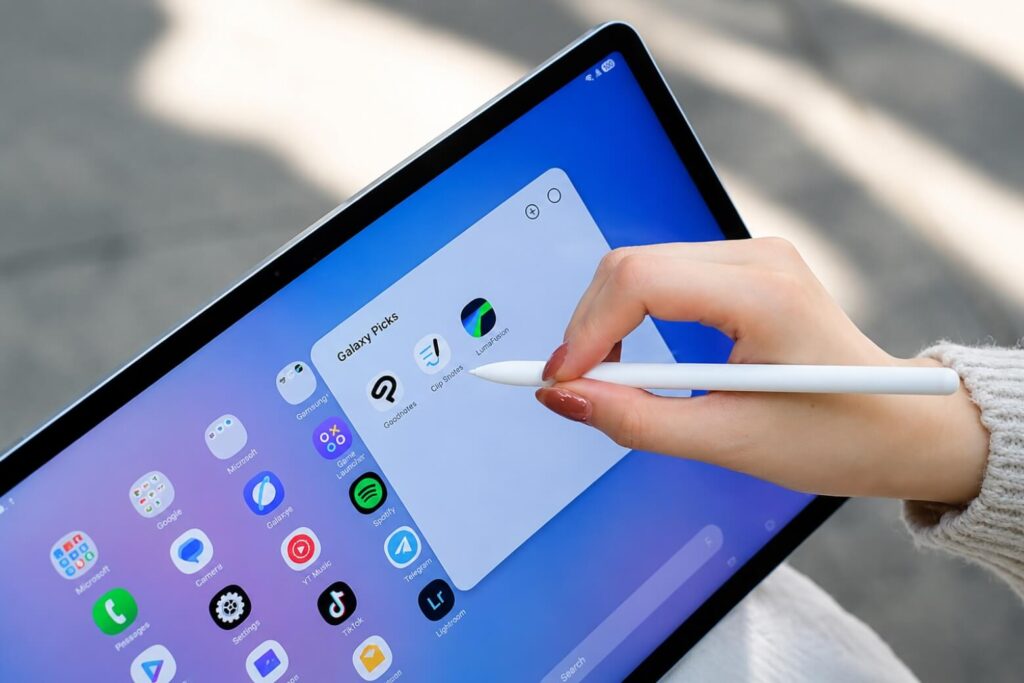 Đánh giá Samsung Tab S10 FE: Trải nghiệm thực tế cho việc học và ghi chú 6 Đánh giá Samsung Tab S10 FE