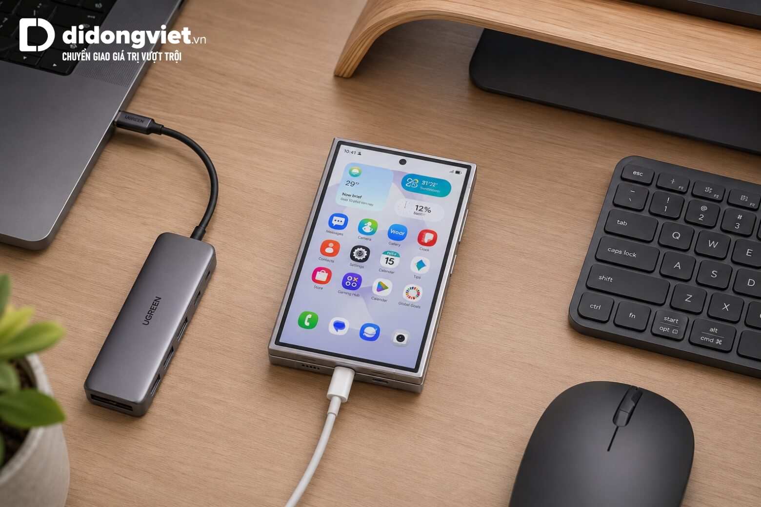 Samsung DeX trên Samsung Galaxy Z Fold8 Series: Có đủ sức thay thế laptop? 9 Samsung DeX trên Samsung Galaxy Z Fold8 Series cùng Hub Type-C