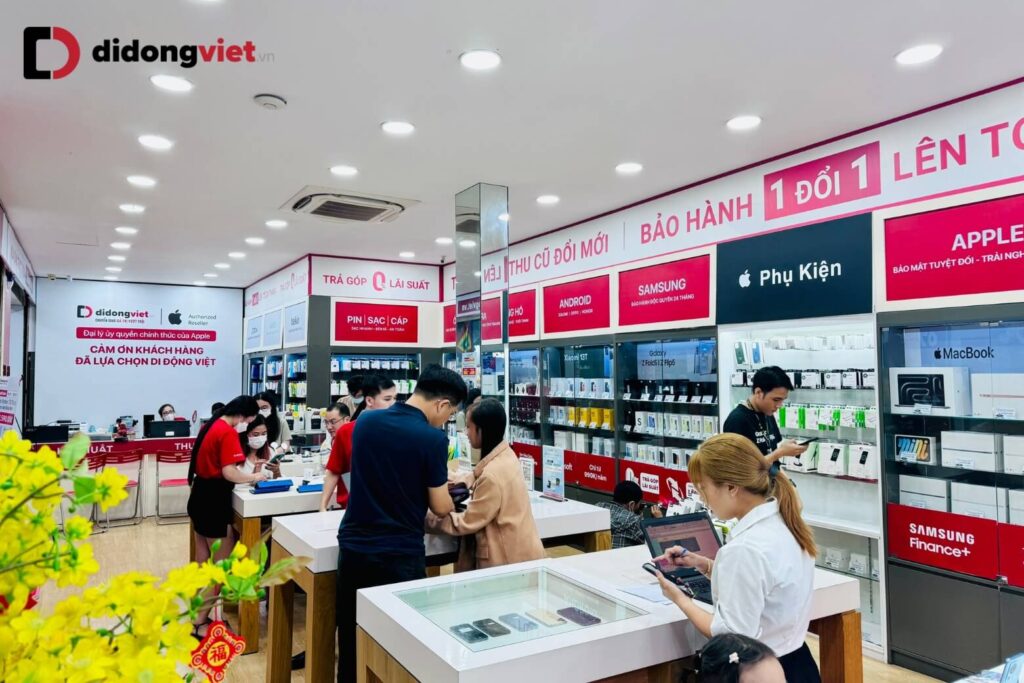 So sánh REDMI 17 và realme C100: Đánh giá chi tiết mức giá và nhu cầu sử dụng 8 Khách hàng trải nghiệm và mua sắm điện thoại chính hãng tại Di Động Việt