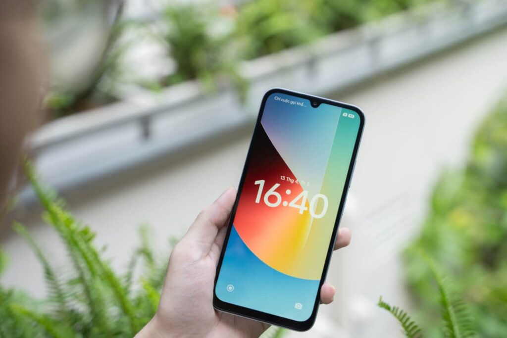So sánh REDMI Note 17 và REDMI A7: Lựa chọn điện thoại theo nhu cầu và ngân sách 10 REDMI A7 đáp ứng tốt nhu cầu hiển thị cơ bản trong nhà và nơi có bóng râm.