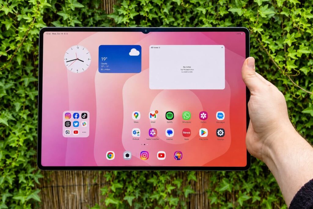So sánh Samsung Galaxy Tab S11 Ultra và Huawei MatePad Pro 12.2 inch: Chọn hệ sinh thái hay phần cứng? 7 So sánh Galaxy Tab S11 Ultra và Huawei MatePad Pro 12.2 inch