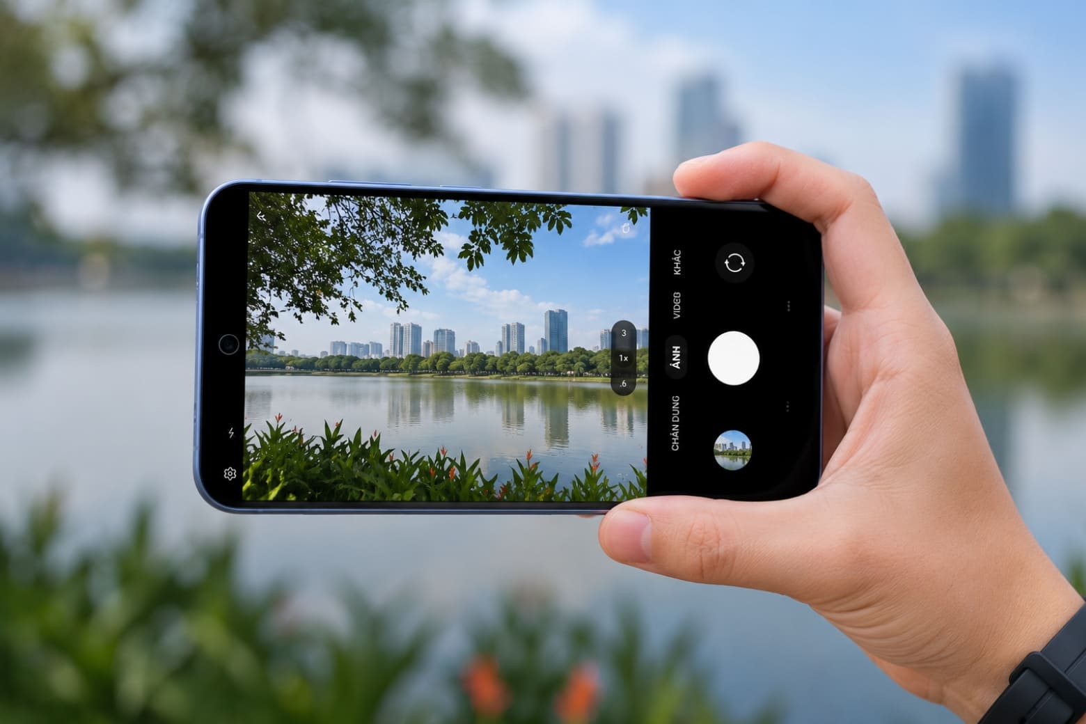 So sánh Samsung Galaxy S26 FE và Galaxy S25 FE: Thế hệ mới khác gì? 10 Hệ thống camera đa tiêu cự tiếp tục là điểm đáng chú ý khi đặt hai máy cạnh nhau