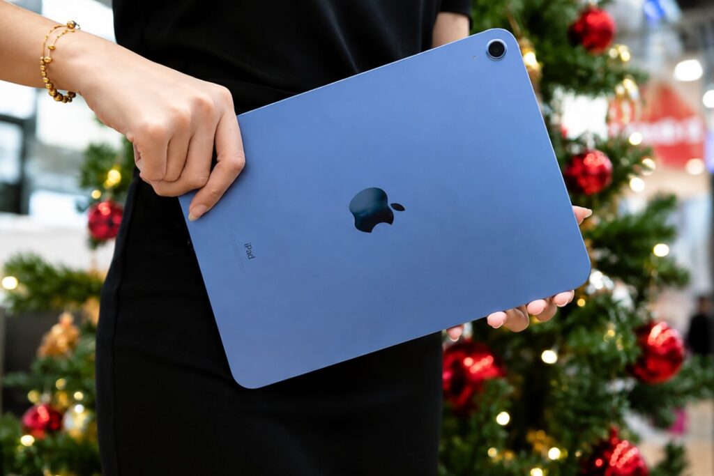 So sánh Samsung Tab A11 Plus và Apple iPad Gen 10: Chọn máy nào để tối ưu chi phí và dùng bền bỉ? 13 So sánh Samsung Tab A11 Plus và Apple iPad Gen 10