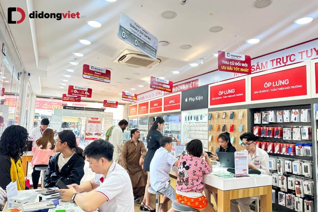 Trên tay REDMI Note 17 5G: Pin 8.000mAh, màn 7 inch, hiệu năng bền bỉ 8 REDMI Note 17 5G dự kiến từ 5–6 triệu đồng, có thể tối ưu chi phí khi chọn Thu cũ đổi mới tại Di Động Việt.