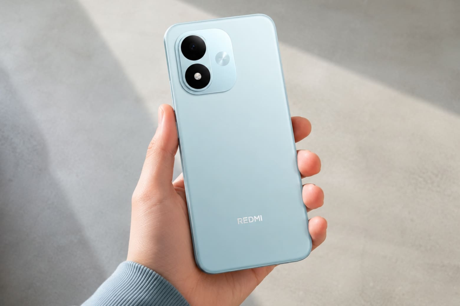 Trên tay REDMI Note 17: Khui hộp và trải nghiệm nhanh 10 Kích thước lớn cùng trọng lượng 225g tạo cảm giác cầm khá đầm tay