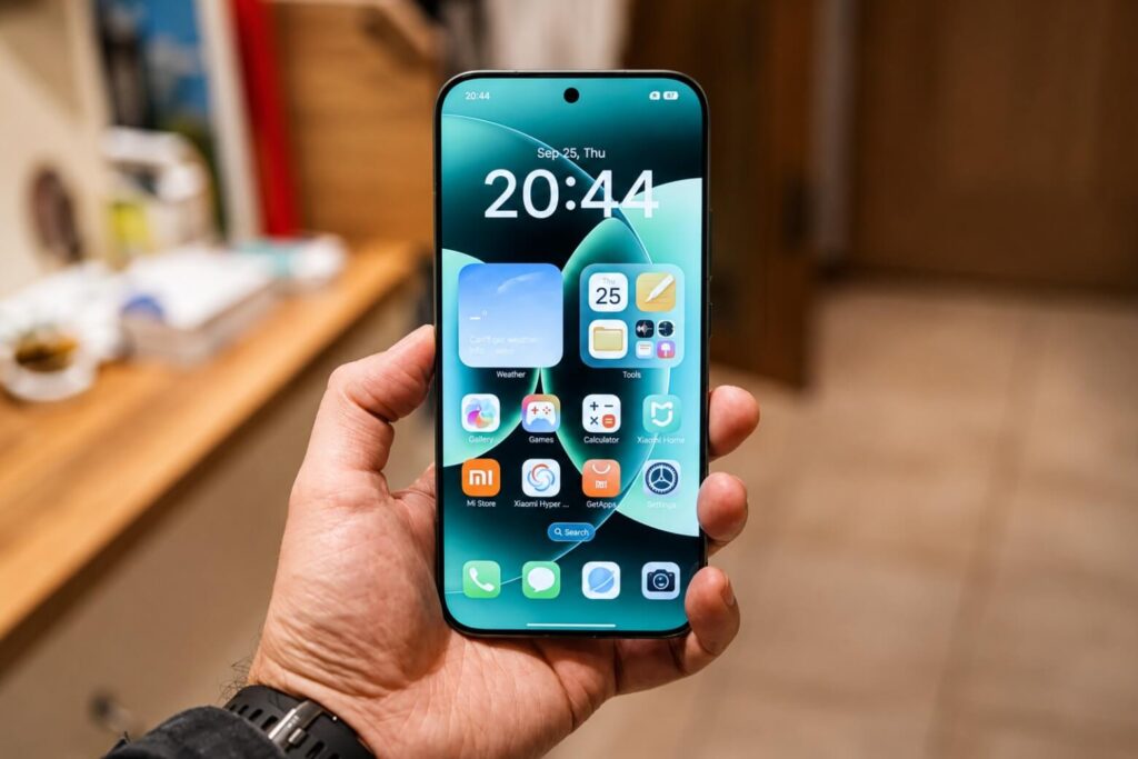 Trên tay REDMI Note 17 Pro Max 5G: Trải nghiệm thực tế về thiết kế, pin và lý do nên đợi bản chính hãng 6 Trên tay REDMI Note 17 Pro Max 5G