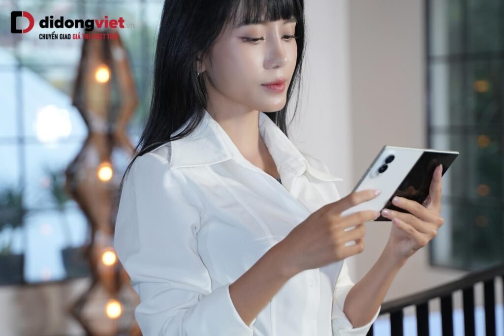 Trên tay Samsung Galaxy Z Fold8: Đánh giá thiết kế, nếp gấp và trải nghiệm thực tế 11 Snapdragon 8 Elite Gen 5 và Galaxy AI mang đến hiệu năng mạnh mẽ, tối ưu đa nhiệm.