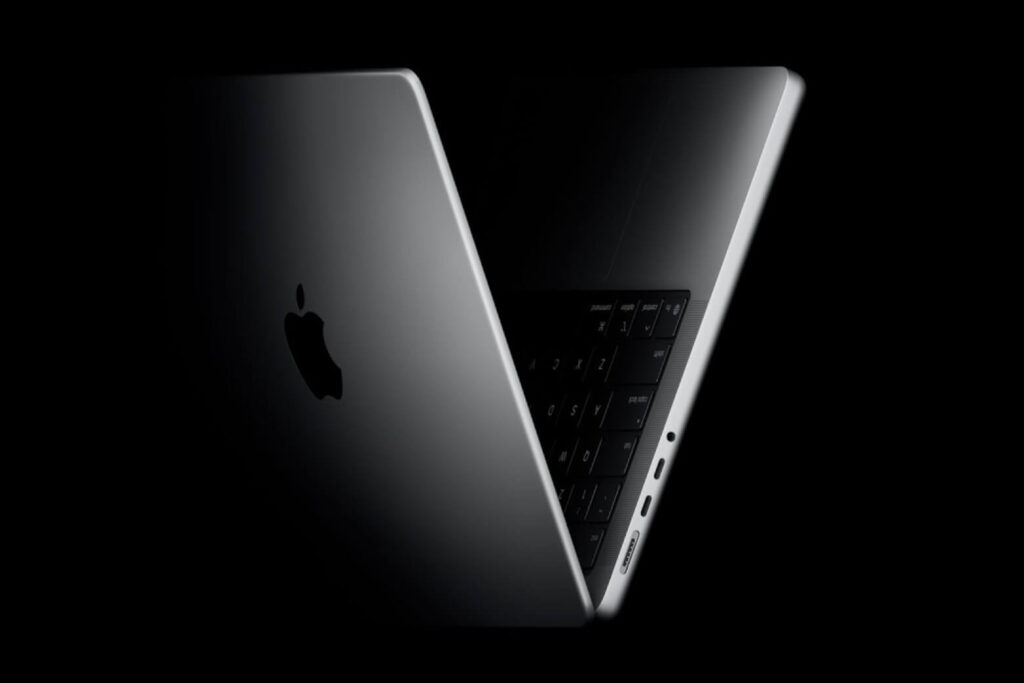 Cấu hình MacBook Pro M5 Pro: Thông số chi tiết và tư vấn chọn đúng nhu cầu 7 MacBook Pro M5 Pro có hai kích thước 14,2 và 16,2 inch, khác biệt chủ yếu ở màn hình, pin và trọng lượng.