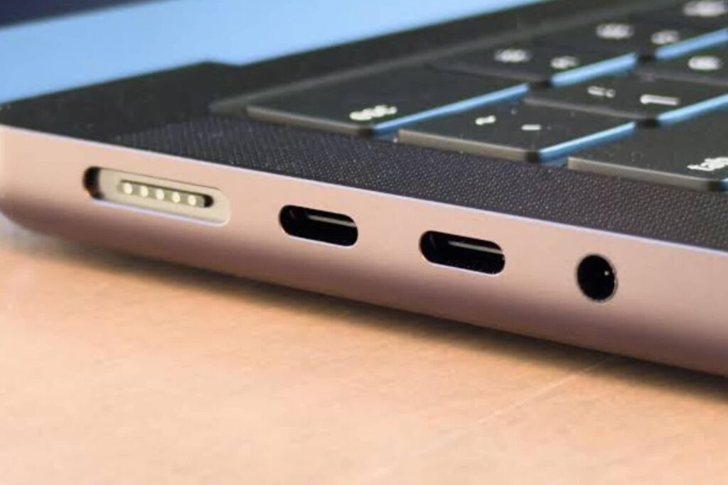 MacBook Pro M5 có phù hợp với học sinh sinh viên không? 6 MacBook Pro M5 có phù hợp với học sinh sinh viên không?