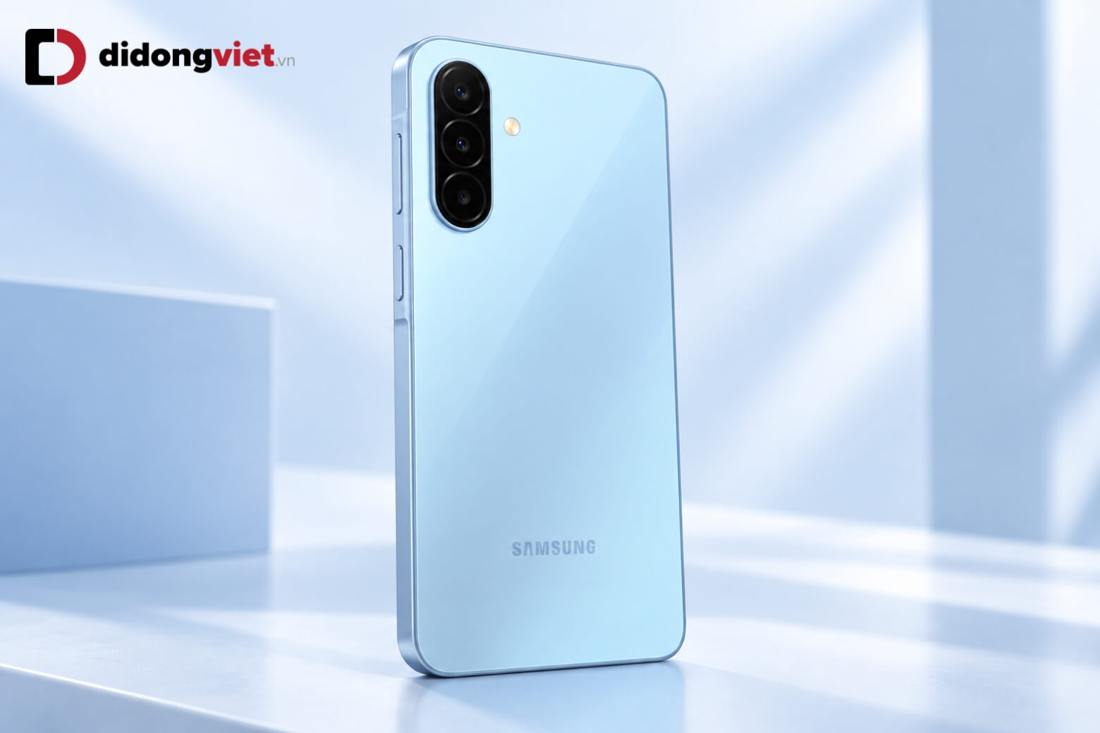 Samsung Galaxy A18 có mấy màu và nên chọn phiên bản nào để ít bám vân tay 8 Samsung Galaxy A18 có mấy màu bản Xanh nhạt